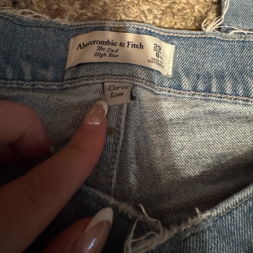 Abercrombie & Fitch Dad High Rise Curve Love Jeans - Picture 5 of 5
